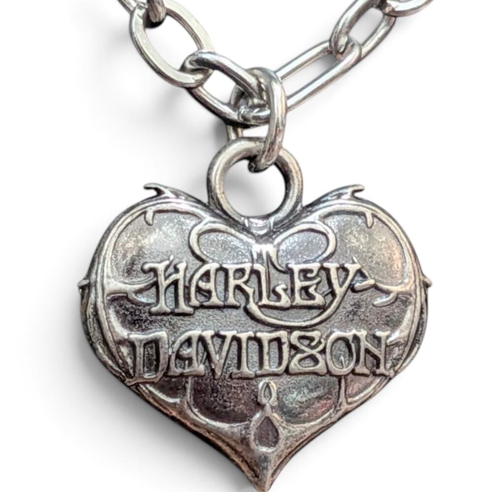 HARLEY DAVIDSON Heart Pendant Necklace on Stainless Steel Paperclip Chain 20"